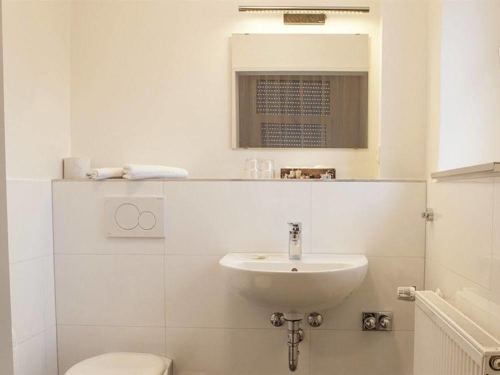 Hotel Schugt Brauweiler Luaran gambar